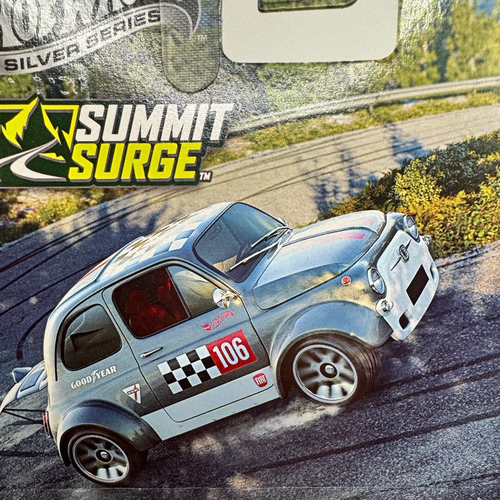 2026 Hot Wheels Silver Series Summit Surge '60S FIAT 500D Modificado METAL BASE